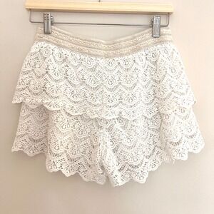 White Tiered Floral Lace Boho Shorts Scalloped Hem Elastic Waist Summer Festival